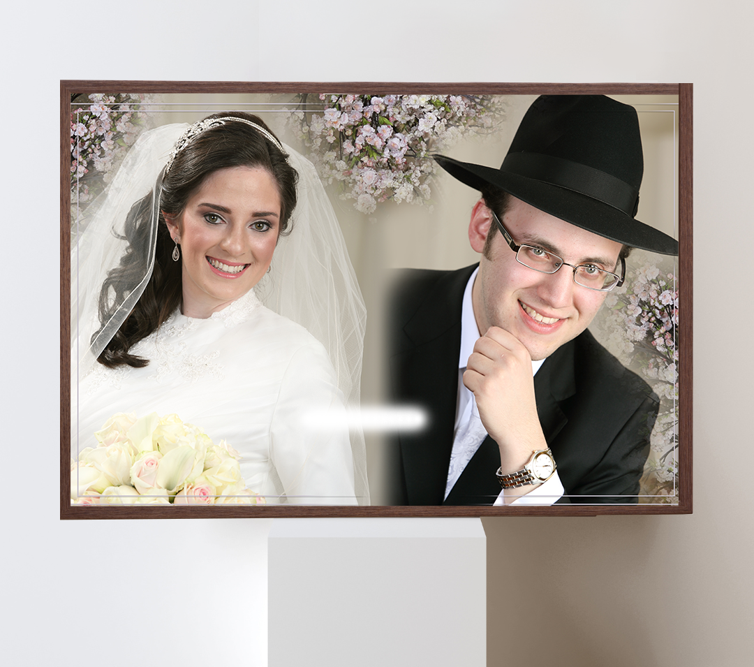 CUSTOM PHOTO ALBUMS