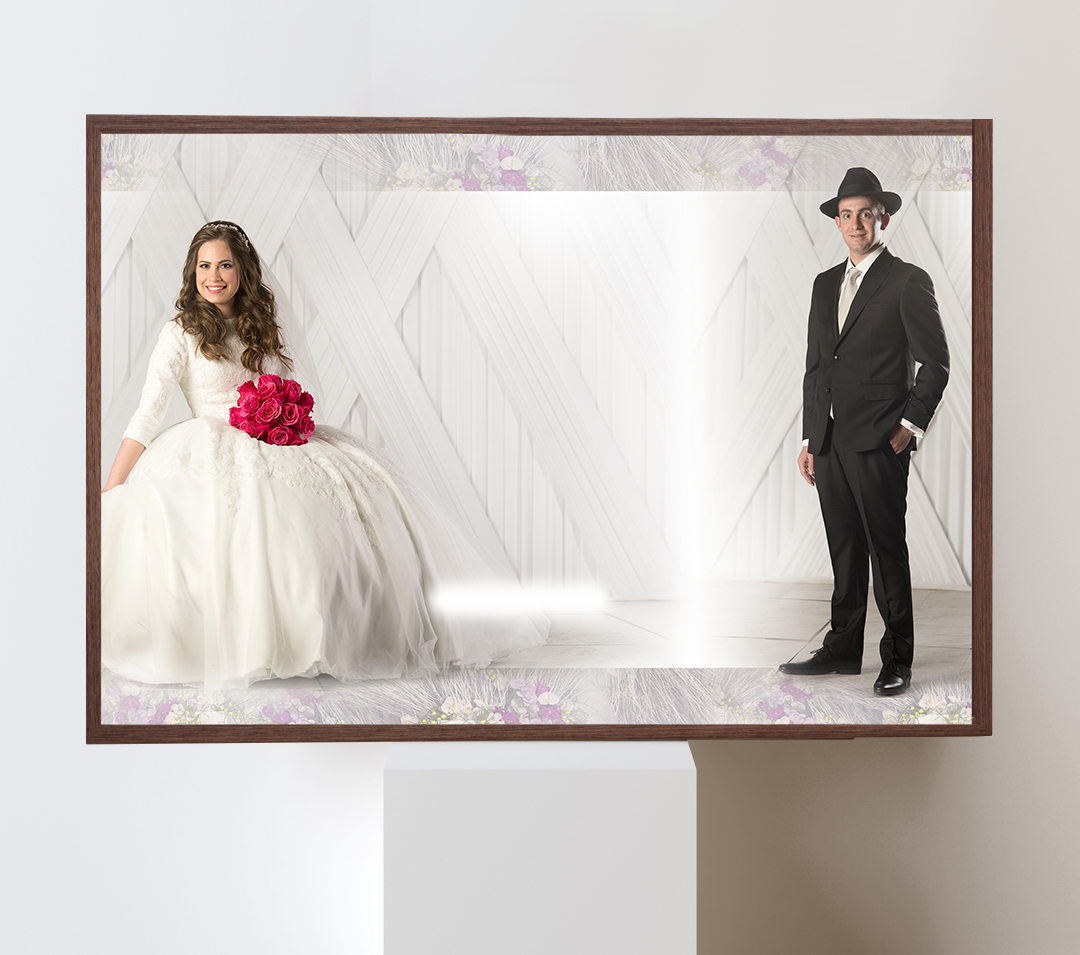 CUSTOM PHOTO ALBUMS